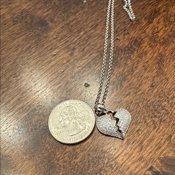 Sterling silver 925 NWT broken heart  pendant w/cubic zirconia on ss link chain - Picture 9 of 9